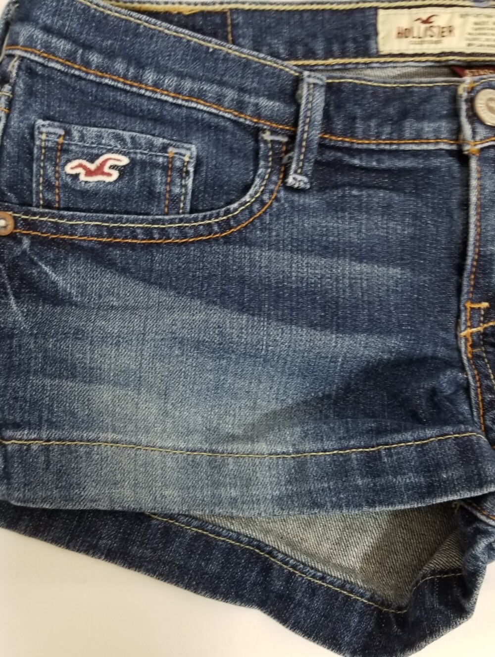 Hollister Co Denim Shorts Womens Size 3 Blue Low Rise Cuffed Classic Shortie Y2K - Picture 4 of 6